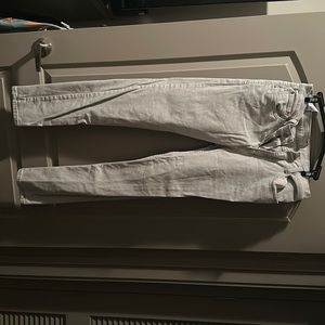 Men’s Levi 512 sized 32x34